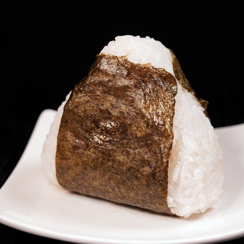 おにぎり(梅・鮭・明太・昆布)