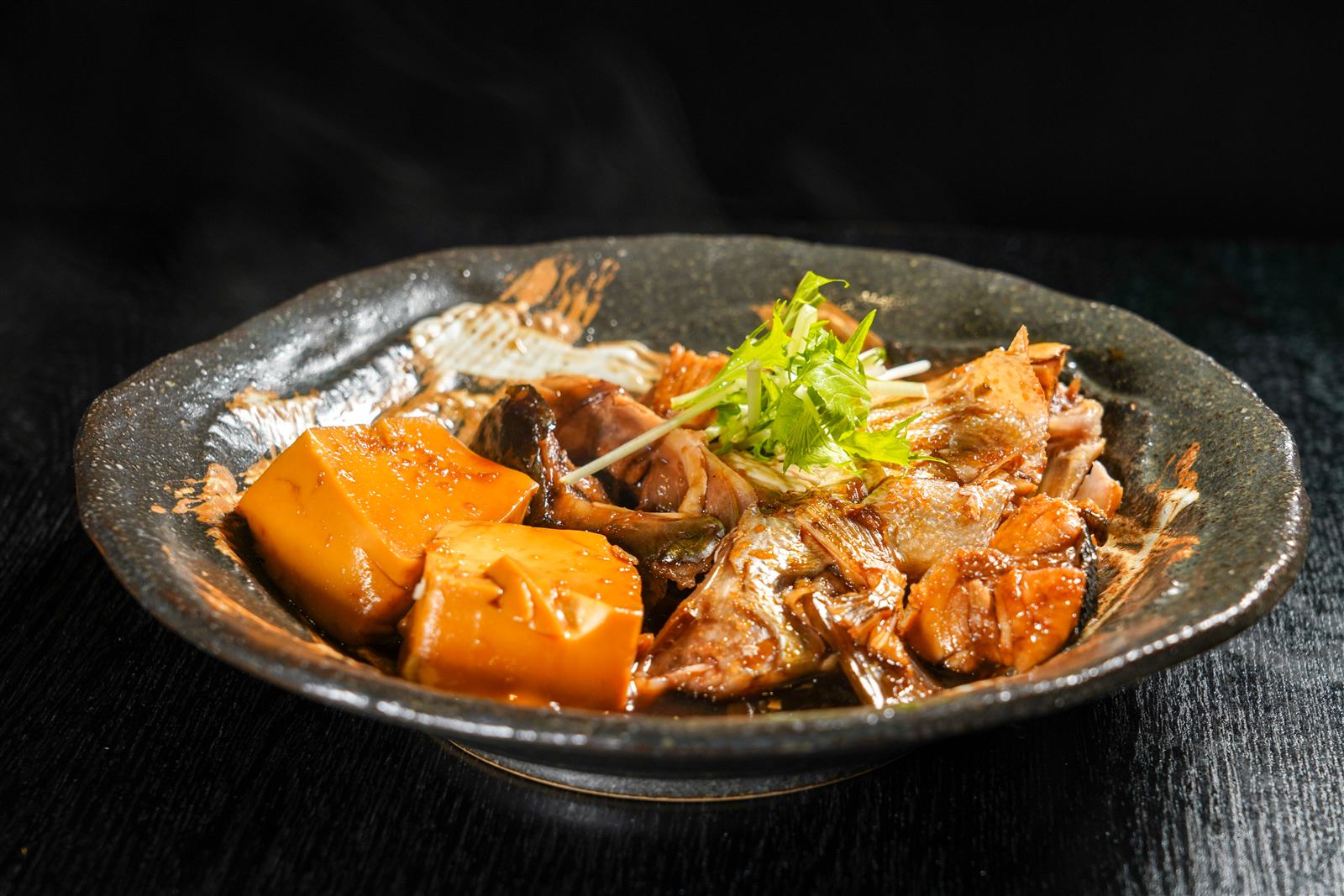 魚のあら炊きと豆腐